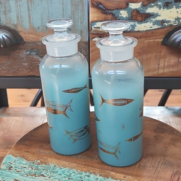 Vtg L&L Decanters - Set of 2 - Picture 2 of 11